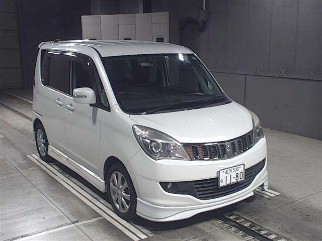 65207 Mitsubishi Delica d2 MB15S 2013 г. (JU Gifu)